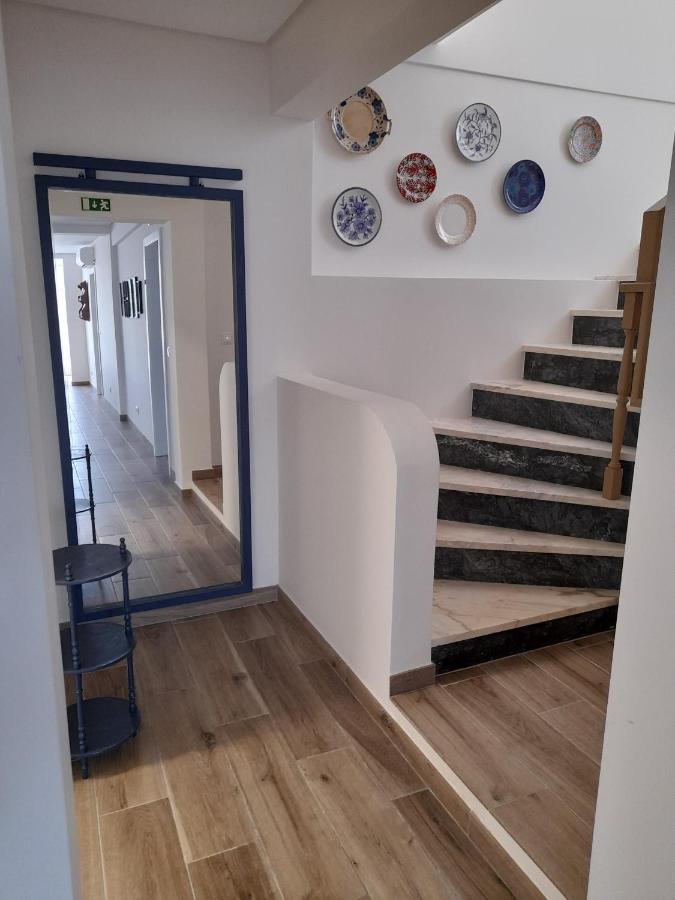 Hall 92 Quartos Com Wc Em Moradia Com Piscina A-Das-Lebres لوريس المظهر الخارجي الصورة